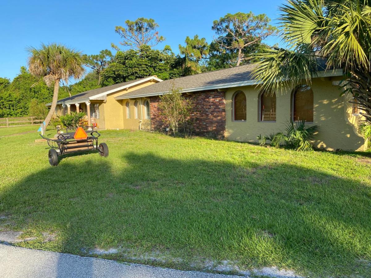 Oyo Family Ranch At Melbourne Fl Hotel Екстериор снимка