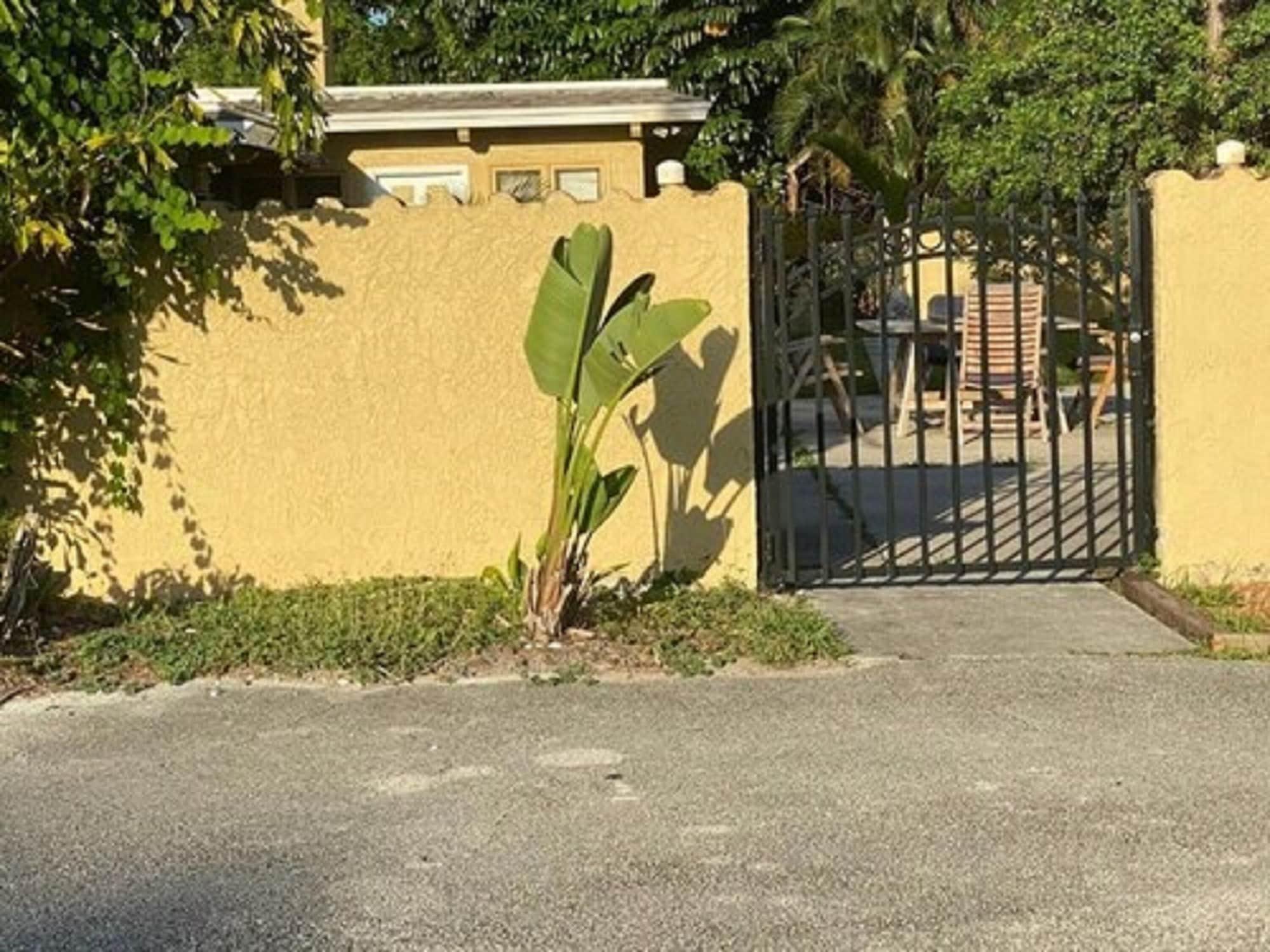 Oyo Family Ranch At Melbourne Fl Hotel Екстериор снимка